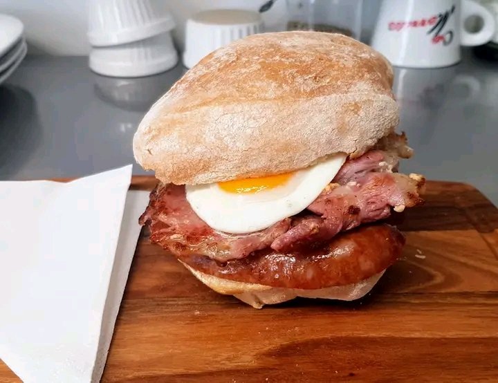 Breakfast time🙃🥹