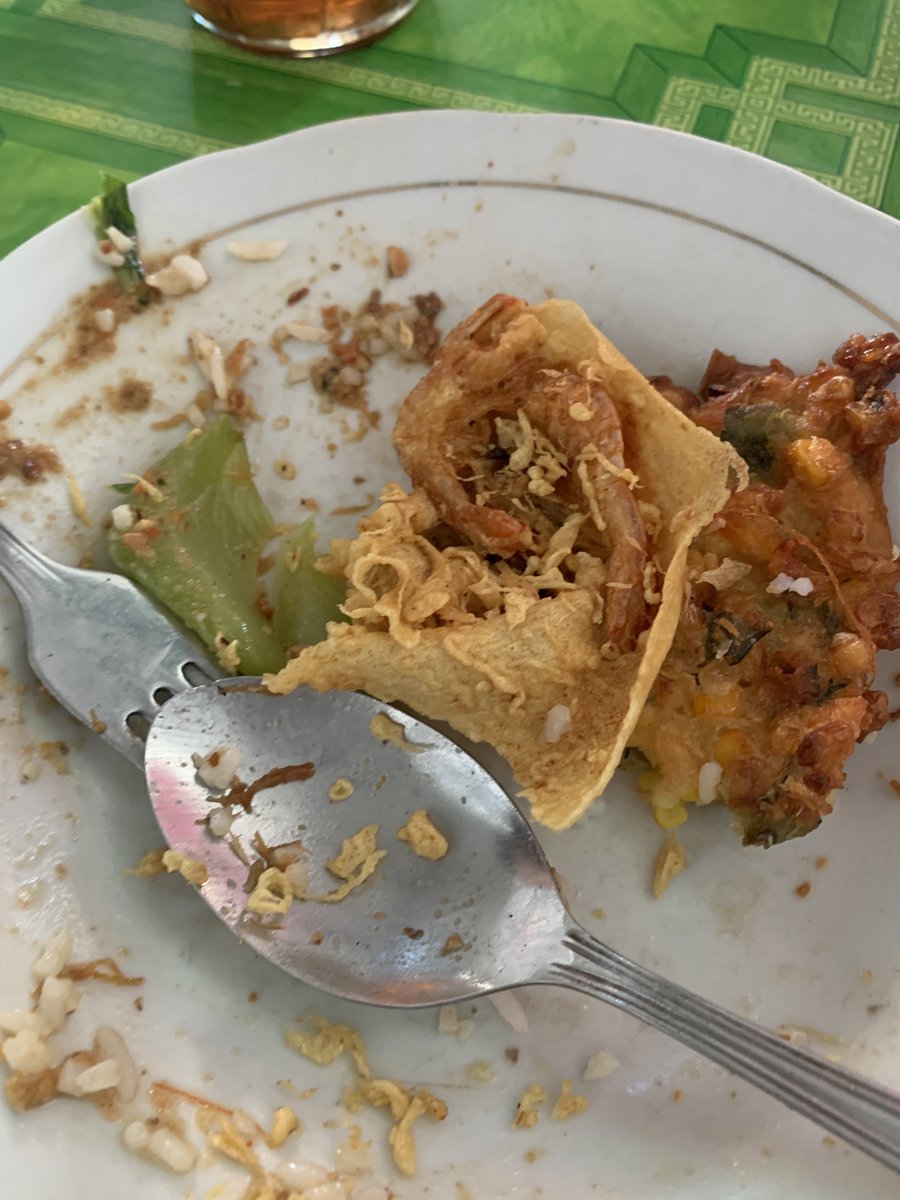 agatsany's tweet photo. @sbyfess sego pecel iwak peyek https://t.co/cSuGwLenvk