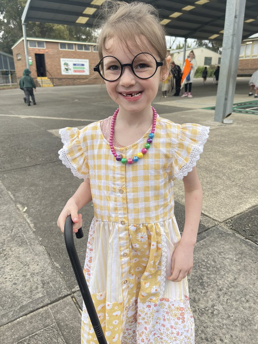 kimelyset1's tweet photo. 100 days of learning! @Sherwood_Grange https://t.co/ej6smbuze5
