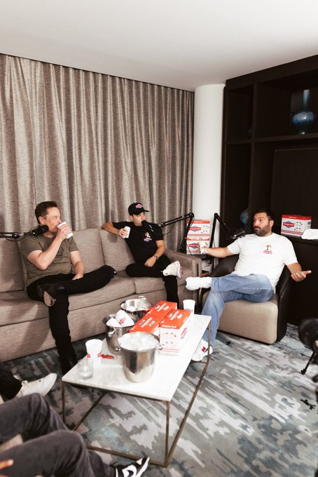 John Shahidi’s pics and videos