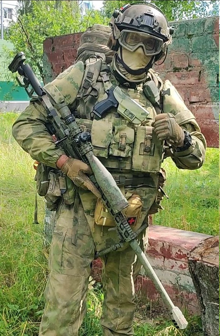 FZR4lvFXkAAqpLS.jpg