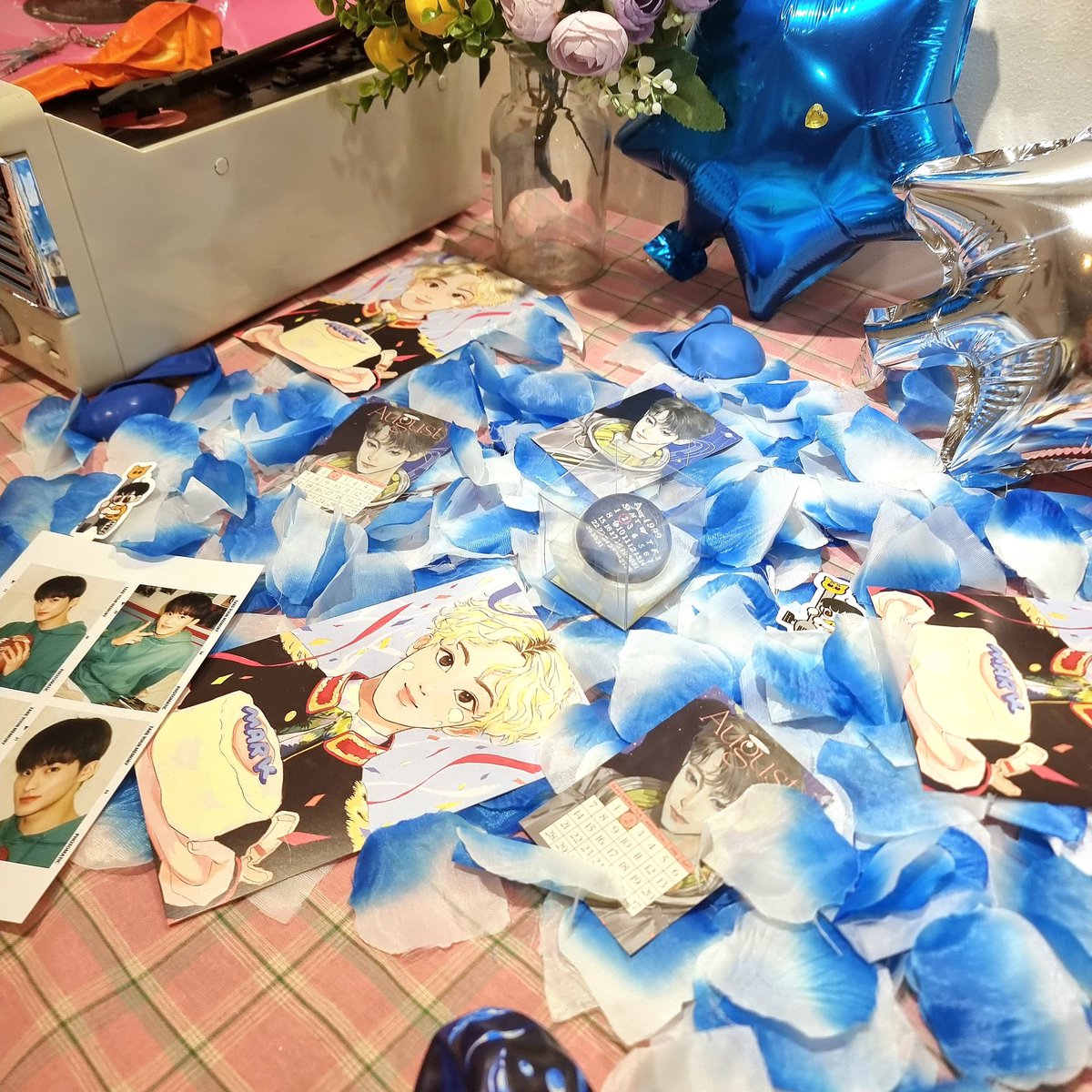 이름을 비워드릴 수도 있습니다 tweet media