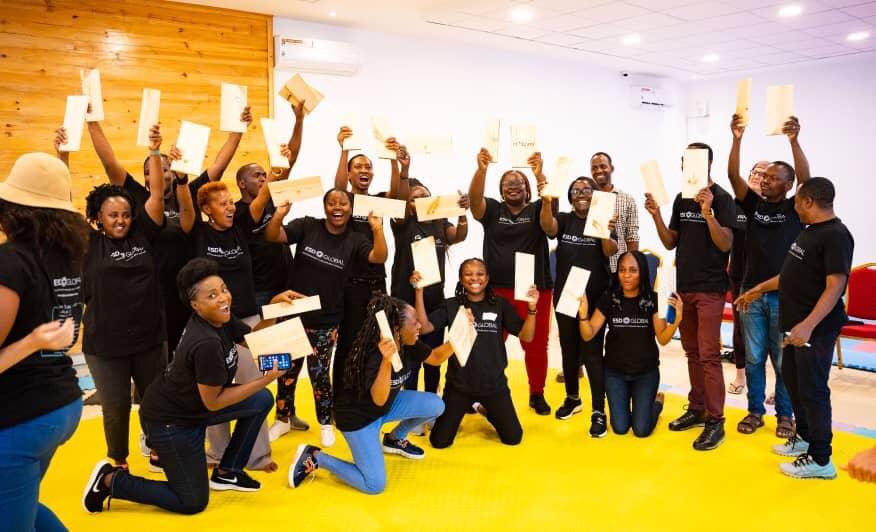 ClementineMuka9's tweet photo. It is possible to #EndGBV . Let use use our voice to say #No but also sour body to send #Boundaries #Breakingwall #SelfDefense #Yell #Tell #Fight #Run #Think @NdAnastase @WeGotYourBackRw @benimpuhwee @Annemwiza https://t.co/o5n30ozdp2