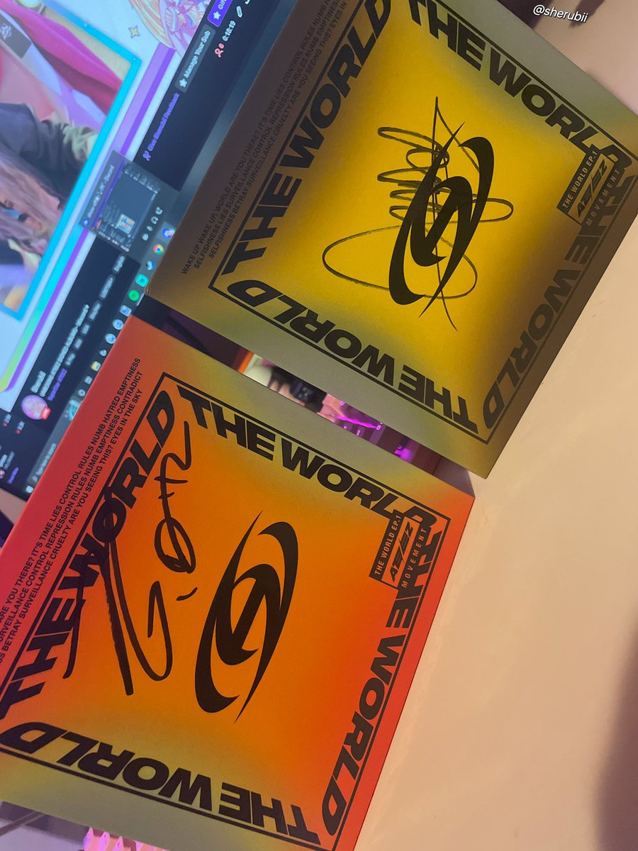 sherubii's tweet photo. Idk how I got lucky… but I did thank you @hello82official I gotten Hongjoong & Jongho! I was manifesting so hard to HJ you don’t even know. 😭🤞💕 #ateez #ATEEZ_MOVEMENT #ATEEZ_GUERRILLA #atiny #ateezsigned #hongjoong #jongho #pcs #ateezpcs #kpop #MOVEMENT https://t.co/ud0qf0Ob8d