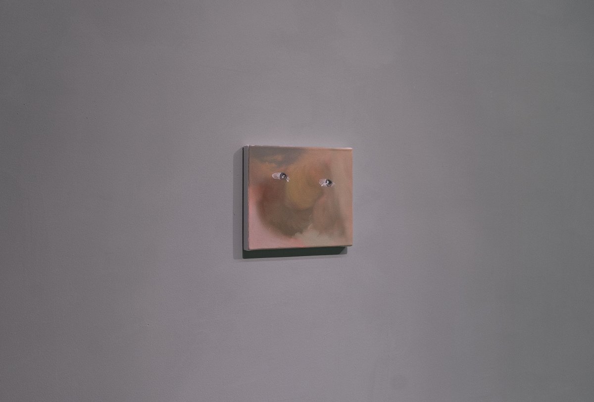 A través de exploraciones pictóricas, escultóricas, audiovisuales y espaciales, Leo Marz subvierte la experiencia de las imágenes digitales. bit.ly/Leo-Marz