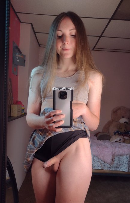 do you like what's under my skirt? https://t.co/LcmJJm3mPd