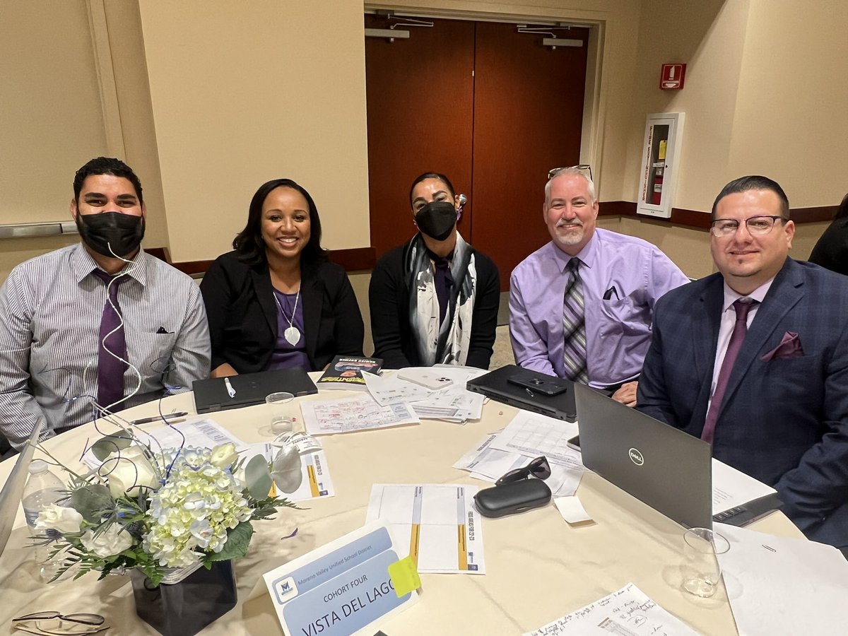 Dissecting data w/ the TEAM💜 #MVUSDSparkles #preleadershipconference <a href="/WEAREVDL/">Vista del Lago HS 💜</a> @VDL_Principal @Ochoateach