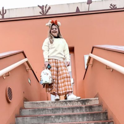 Poppymayadvent's tweet photo. #disneyadult #NewProfilePic #disney #disneycontentcreator https://t.co/HAk2lgNUqM