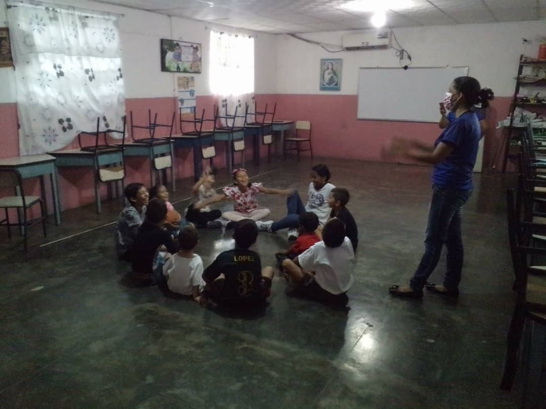CNAEGARCIADEHEV's tweet photo. Escuelas abiertas Municipio García de Hevia 🇻🇪🇻🇪🇻🇪🇻🇪 #VivaElTricolorNacional @NicolasMaduro @FreddyBernal @Berzabethg1 @clifmgarciahevi @CnaeTachira @GMAS_TC03 https://t.co/o0ttBnoUpv