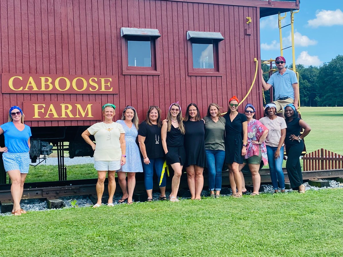 Bethany_Ray12's tweet photo. Such a successful day with leaders of @BRESblazers showing the meaning of #teamwork ! Jumping into 22-23 school year with so much excitement! #watchus @FCPSTrailblazer @samerenap @Sutherland78 @LSFreimanis https://t.co/DuJXyXMmYF