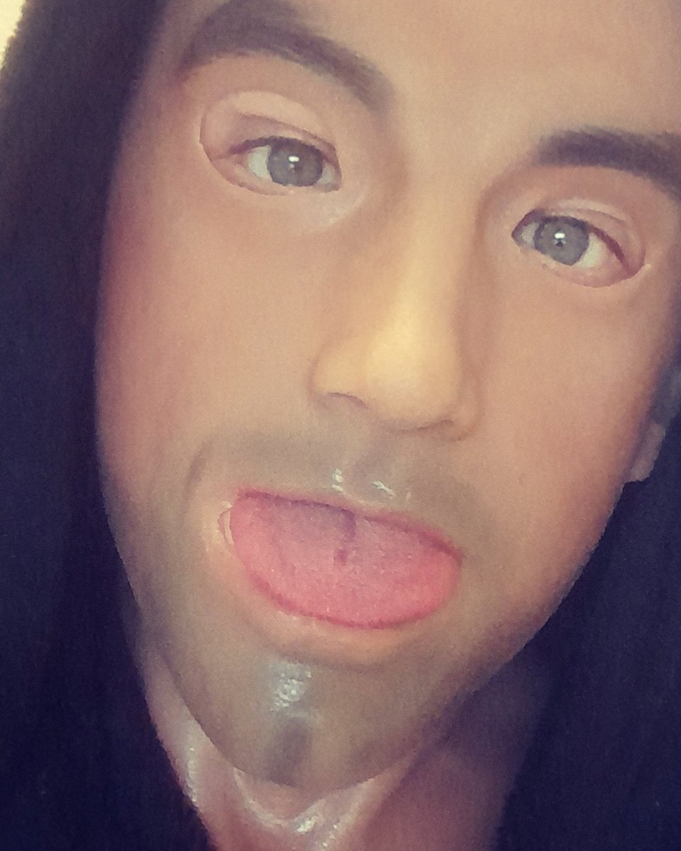 😜