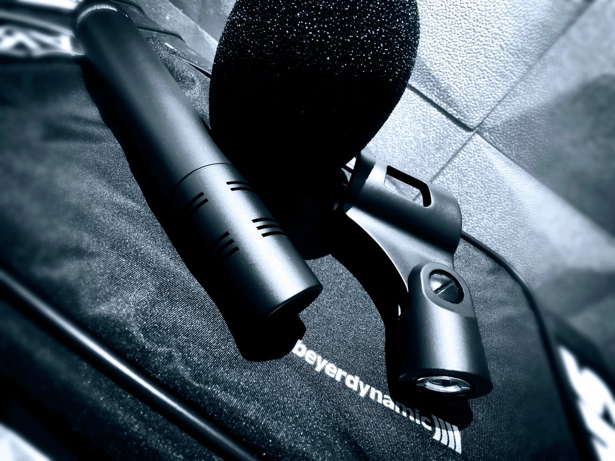 mixteringstudio's tweet photo. [ M201 ]
.
.
.
Otro micro disponible en nuestro rider. 😎
.
.
.
#beyerdynamic #m201 #Microphone #Rec #Recording #RecordingTools 
#MixteringStudio #Mixtering #Audio
#audioengineer #audiotools https://t.co/KBptSTsUCp