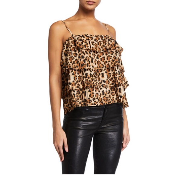 JanetSmithmodel's tweet image. So good I had to share! Check out all the items I'm loving on @Poshmarkapp #poshmark #fashion #style #shopmycloset #marni #endlessrose #katespade: posh.mk/Xhz6VYlycsb