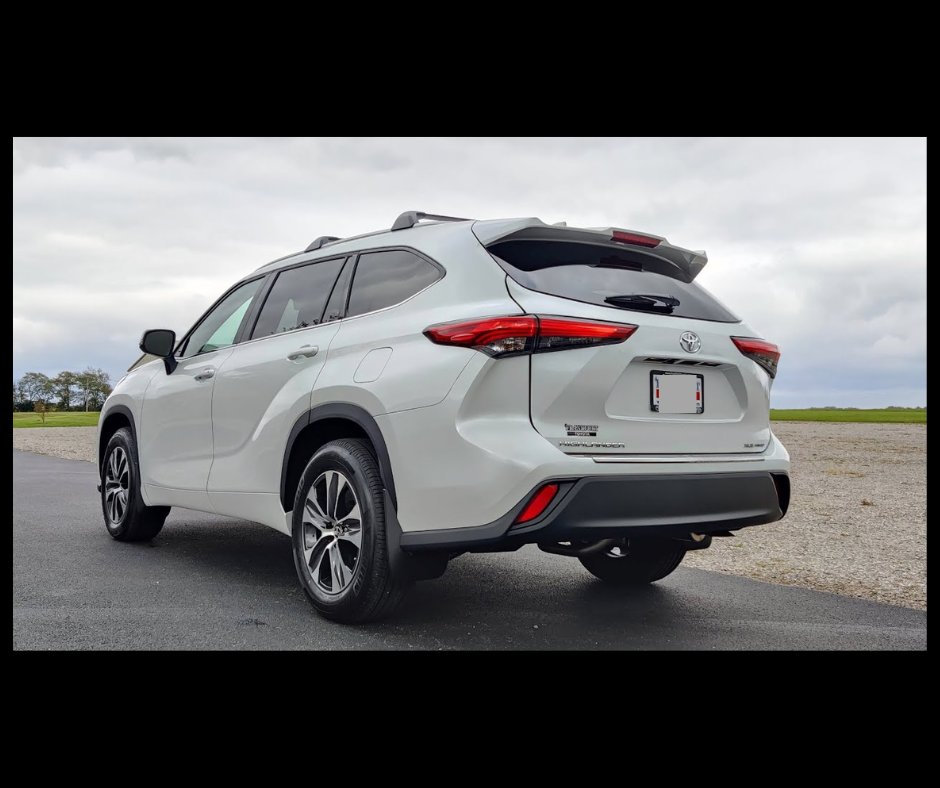 Grab everyone and all the things you need for fun, then head out in the phenomenally spacious 2022 Toyota Highlander! Check out our inventory online, then schedule an appointment for a test drive to see for yourself! bit.ly/2Yy6yZ7