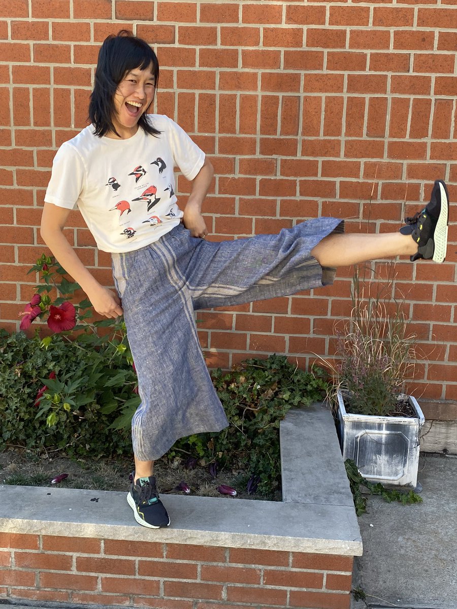 winkworthbklyn's tweet photo. Angie!!
Reluctant and fantastic model with her new pair of linen stripey gauchos-
@birdcollective
Check out her birding t-shirt, lots of birding goods available over on her IG!
#linen #linenstripe #linenstripey #linengauchos #singular #bluelinen
DM me if you want a pair- $175 https://t.co/tWU6iZttZf