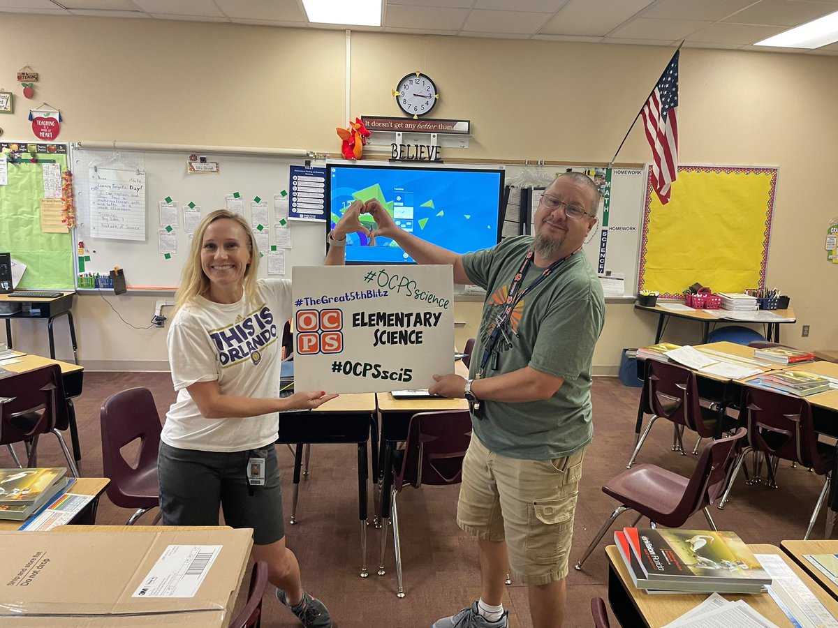 Stop Number 3 on my first day of #TheGreat5thBlitz.  Castle Creek is ready to rock science this year!!  <a href="/JillAdcock_OCPS/">Jill Adcock</a> @DaveGorham_OCPS <a href="/CDLocps/">Curriculum and Digital Learning</a> #OCPSScience