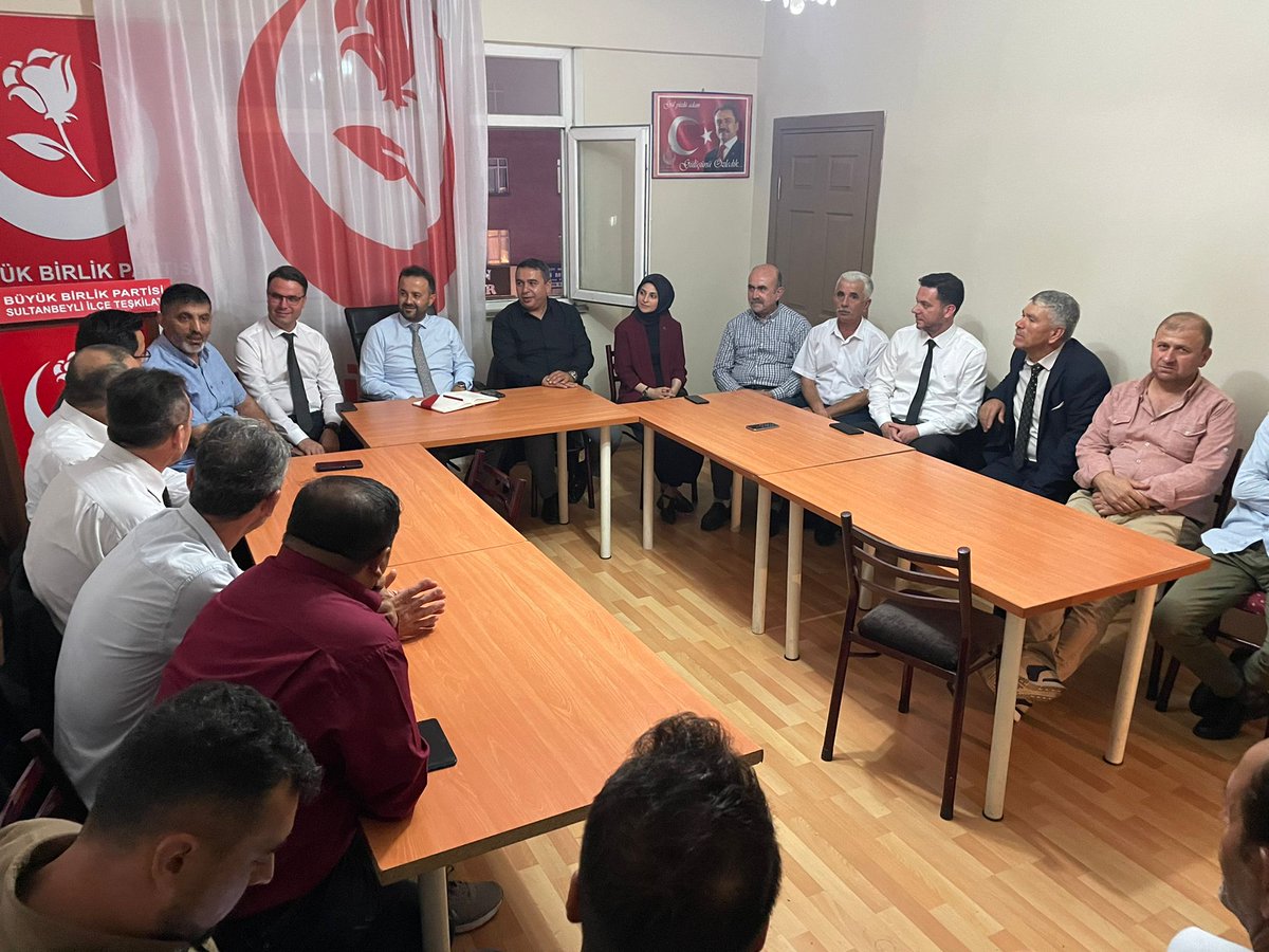 BÜYÜK BİRLİK PARTİSİ SULTANBEYLİ İLÇE TEŞKİLATI OLARAK HAFTALİK OLAĞAN TOPLANTIMIZI YAPTIK BİZLERİ YANLIZ BIRAKMAYAN İL TEŞKİLATI BAŞKANIMIZ BÖLGE BAŞKANIMIZ VE ÇEKMEKÖY İLÇE BAŞKANIMIZA TEŞEKKÜR EDERİZ 
#BÜYÜKBİRLİKPARTİSİ 
#MUSTAFADESTİCİ
#MUTLUFURTANA
