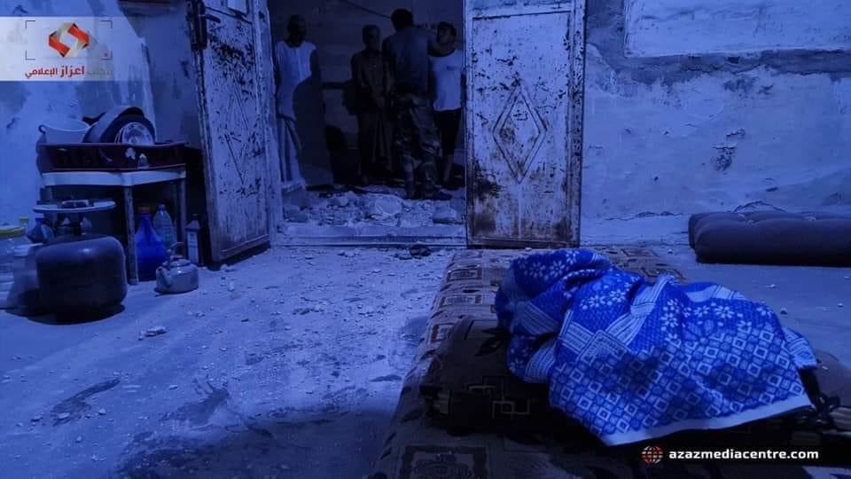 apohanalhalba's tweet photo. عائلة نائمة في أمان الله.. تنهال عليها قذائف الإرهاب..خمسة إصابات من الأطفال والنساء بقصف لإرهابيي قسد على مدينة #أعزاز
#مصدر_الإرهاب_قسد https://t.co/tPSjKuNpmd
