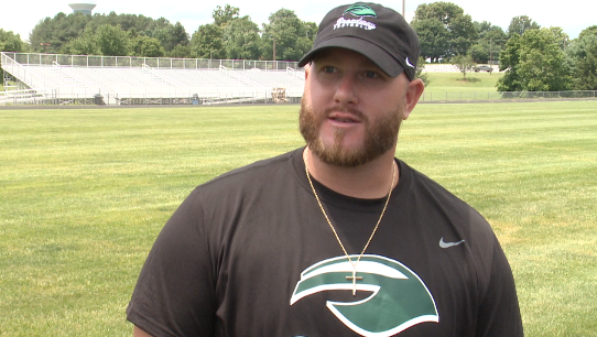 TJEck_TV's tweet photo. The #20YardDash rolls on tonight.  We wrap up the Valley District with a look at @BwayFB: https://t.co/eSarpUe1fy https://t.co/Ztcrm3IWLw