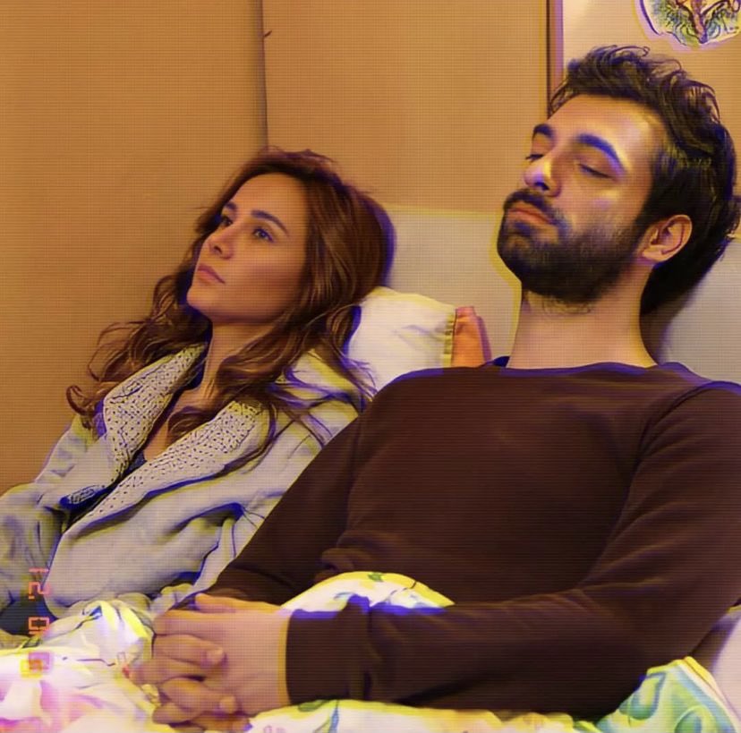 Pera’nın “Ne var ne yoksa yıkıldı içimde bomboşum” dediği noktadayım.