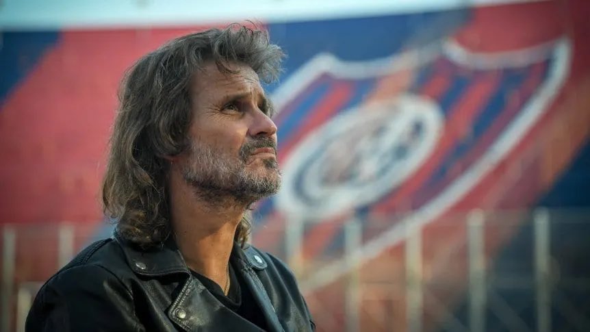 sudanalytics_'s tweet image. 🗣 “Nosotros en casa somos muy democráticos pero al que habla mal de Messi, con mucho cariño y respeto, lo invitamos a retirarse”. 

¿Rubén Darío Insúa? Messista. 👏🏼