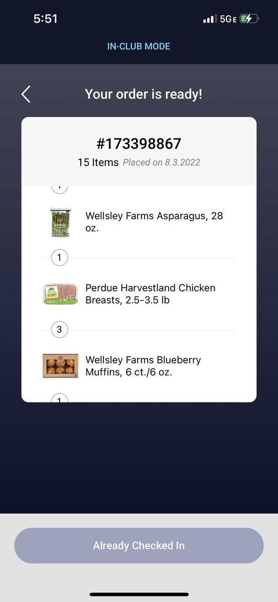 MelissaSaysHi's tweet image. How did I order so much chicken good gracious #imeantone #notthree