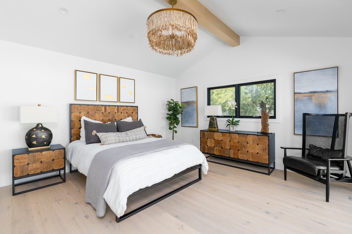 Caption - A room full of Dovetail, we love to see it 🔥 
Products featured - Nellie Bed (IN STOCK), Nellie Side Table, Nellie Chest
Design by OC Art &amp; Home

#dovetailfurniture #creatinghome #interiordesign #homedecor #decorinspo #designideas #furniture