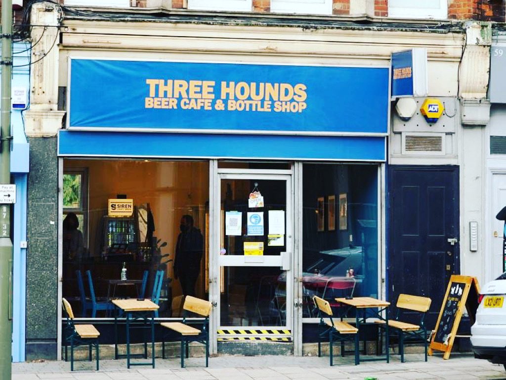 yoyolaossauce's tweet photo. New stockist alert ๐จ Youโll shortly be able to buy #yoyolaossauce from the fabulous folks @threehoundsbeer in Beckenham!
#hotsauceandbeer #hotsauceuk #beckenhamfoodie #craftsauce https://t.co/5aCI7L8Pi6