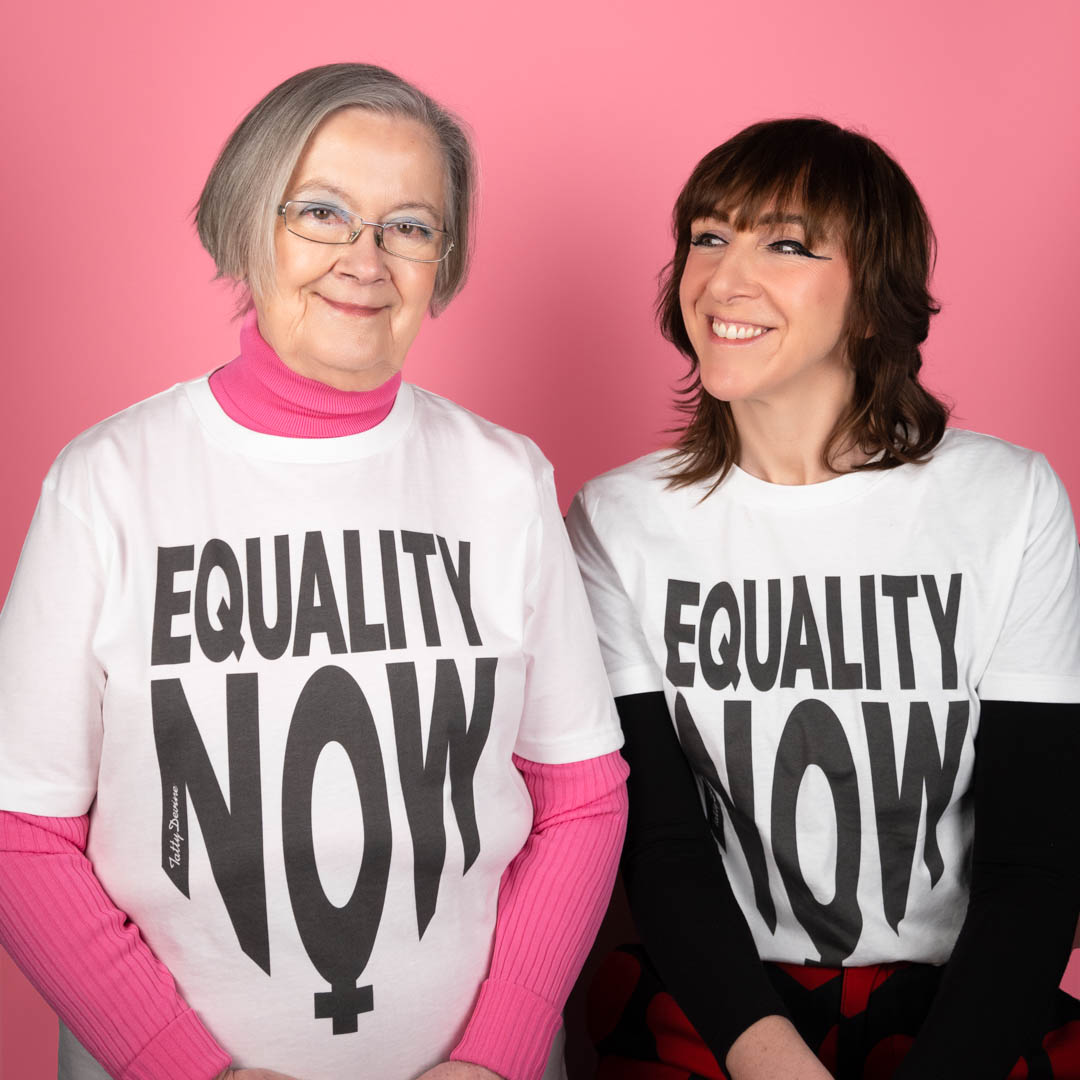 tattydevine's tweet image. YES, that is #LadyHale 👀 Join us in popping on a protest tee with Tatty Devine X @equalitynow Tees ✨

ALL Tatty Devine’s profits from each t-shirt sold will donate to continue the vital work of the international charity: bit.ly/3PYTFCR 💪
