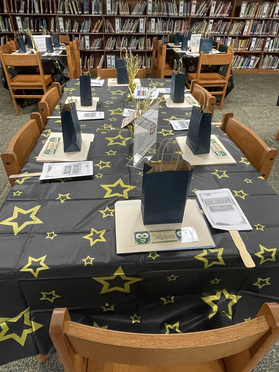 MichelleVidalAP's tweet photo. We celebrated our teachers yesterday and welcomed them back with some well deserved love!!! It’s going to be a great year!!!  #wleowls #WLEBelieves #wyndhamlakeses https://t.co/MFyiQhHU0P