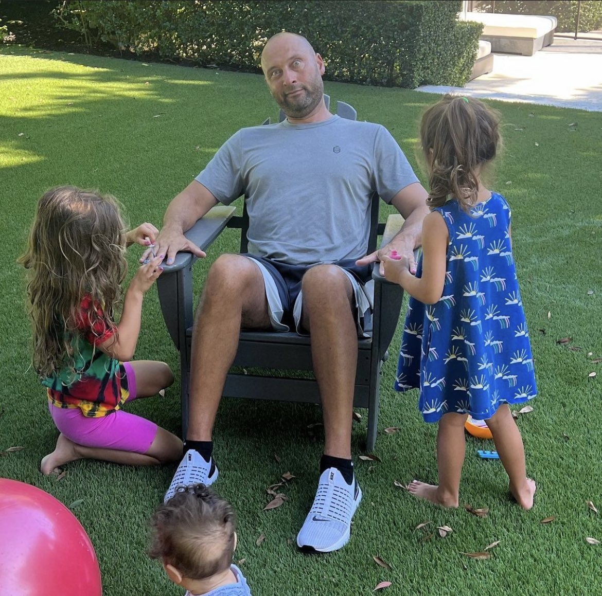 snyyankees's tweet photo. In happier news, here's a photo Derek Jeter shared of him getting his nails painted by his daughters 😂

(via derekjeter/IG) https://t.co/StmI0tQNta