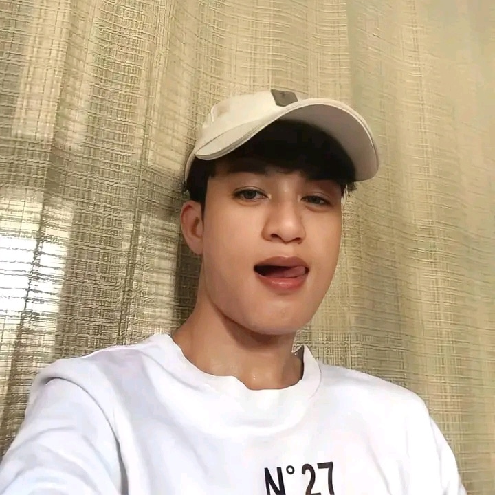 Mr_pogi23's tweet photo. This time choose yourself🤍 https://t.co/kurJaoyutI