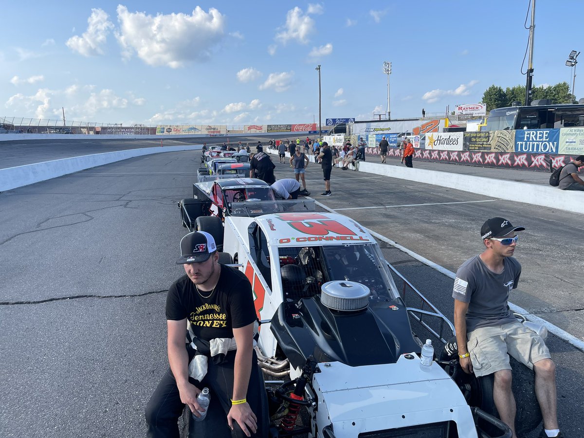 Lined up for qualifying at North Wilkesboro Speedway for day 2 #RaceTrackRevival