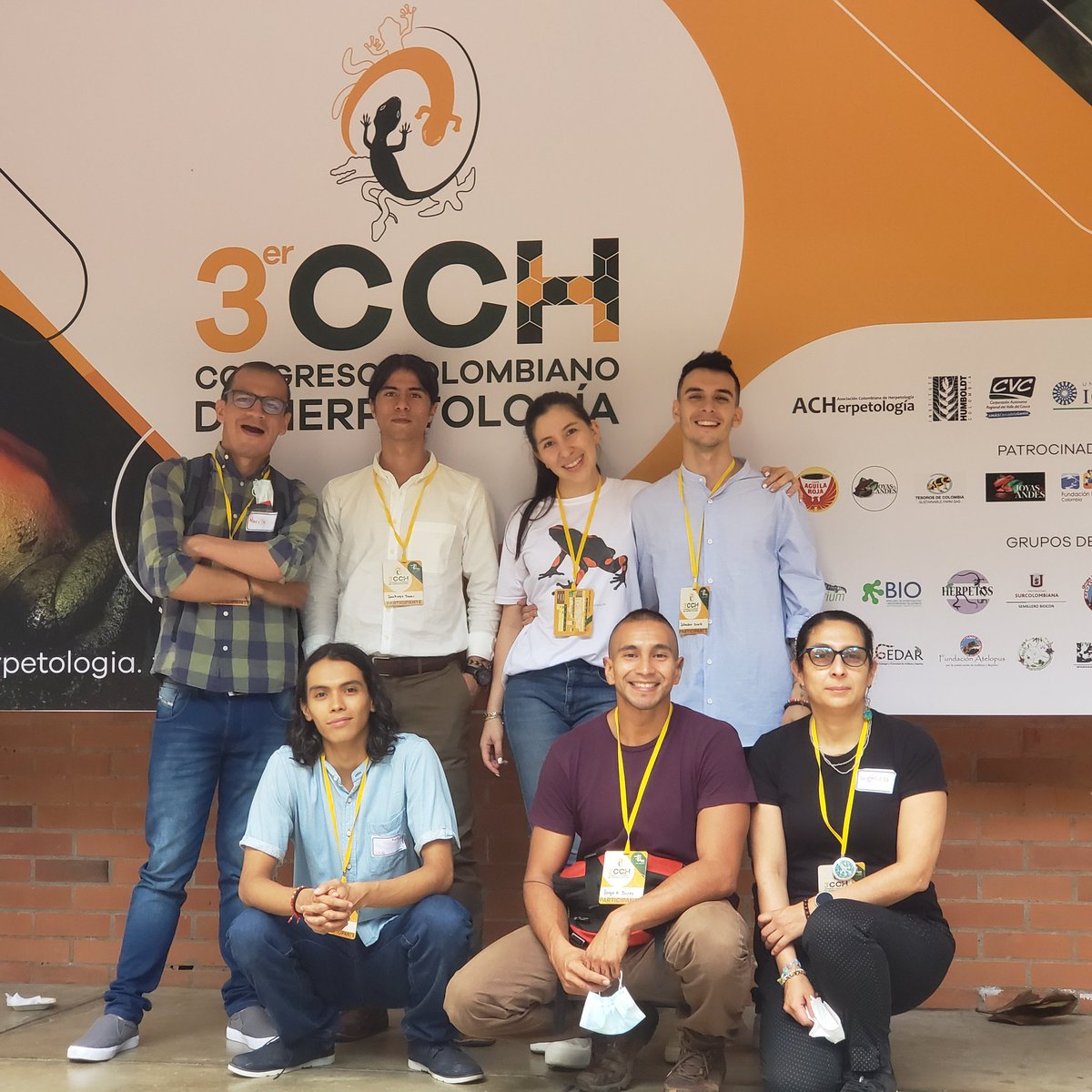 Angelicarenas77's tweet photo. Misión cumplida. Segundo simposio colombiano de #renacuajos #ecologia, #evolucion y #sistematica en el #3CCH @icesi https://t.co/J3vAnGadu0