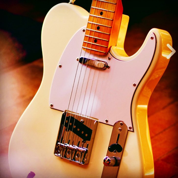 Still have yet to play a #telecaster 🤣
You’d think it would have happened by now!

#fenderstrat #strat #fendertelecaster #fender #fenderguitars #fenderguitar #fenderguitarist #tele #ericclapton #jimmypage #classicrock #rocknroll #guitarphotography #guitarphotos #guitarphoto