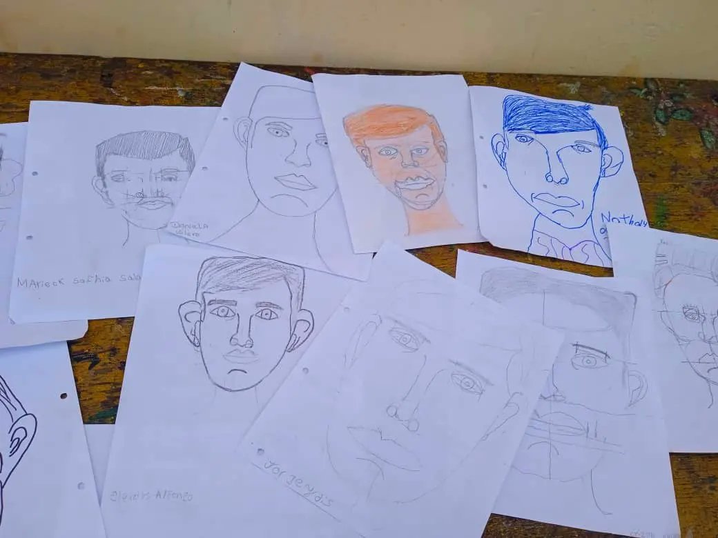 MinCulturaNE's tweet photo. Taller de dibujo
Plan vacacional
https://t.co/VYMsqAssvn

@maduro_en
@dcabellor 
@vielmamorajg
@jorgerpsuv_
@delcyrodriguezv
@VillegasPoljak
@doilyhernandezm
@minculturave
@misionculturave
@partidopsuv
@psuv_ne https://t.co/cL6eAqgOPI