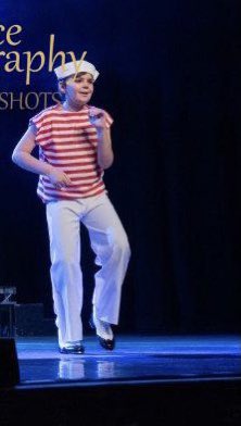 KizzyInCanada's tweet photo. @HarryNeill11 @42ndStreetLDN Absolute true story!  5 years on, he’s training to be a dancer having never danced before that day.  The 42nd Street Company gave a young boy inspiration to be who he is today! https://t.co/8BNtFLROH6