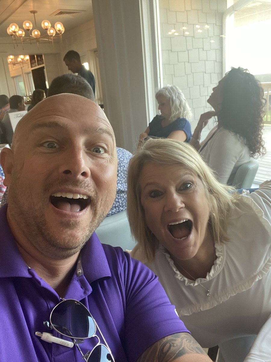 Such a great first day of our admin retreat; these two make leadership so much fun! #LightTheWay #CHStwins #CHSCougars <a href="/CarteretK12/">Carteret County Public School System</a>