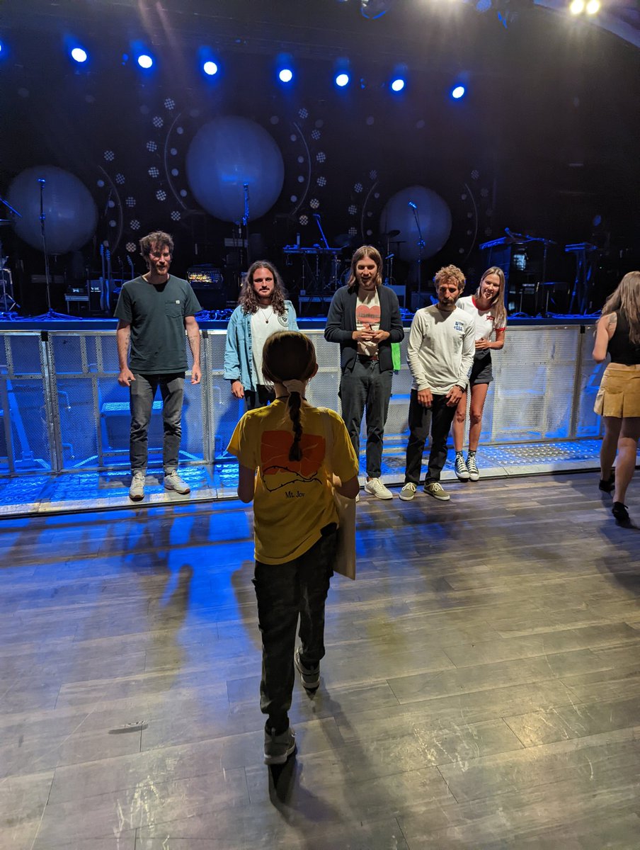 AC3Eenergy's tweet photo. Mila getting to meet her favorite band @MtJoyBand @thevanburenphx was priceless. Thank you! https://t.co/SoDtEWTG4G