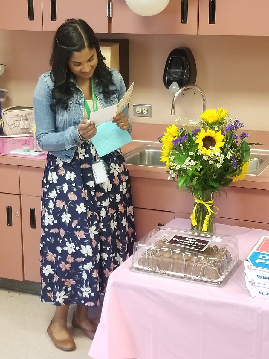 tamtamwise's tweet photo. Happy Birthday, to our AWESOME Team Leader!! Thank you, for ALWAYS supporting us!! #PrekCrew @Uroosabhussain @Aliefsneed https://t.co/Ko0vGzrY6F