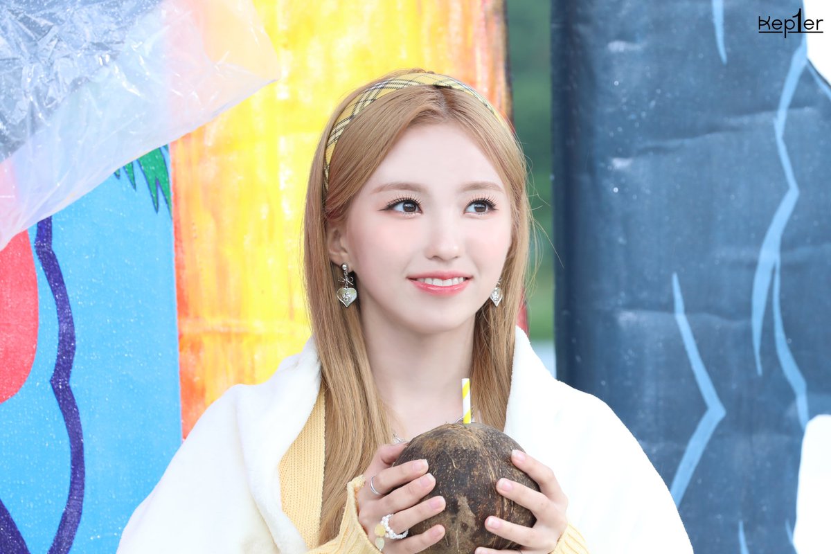 yseopics's tweet photo. the prettiest 

#YESEO #예서 #KEP1ER #케플러 https://t.co/ovKMlnWiMj