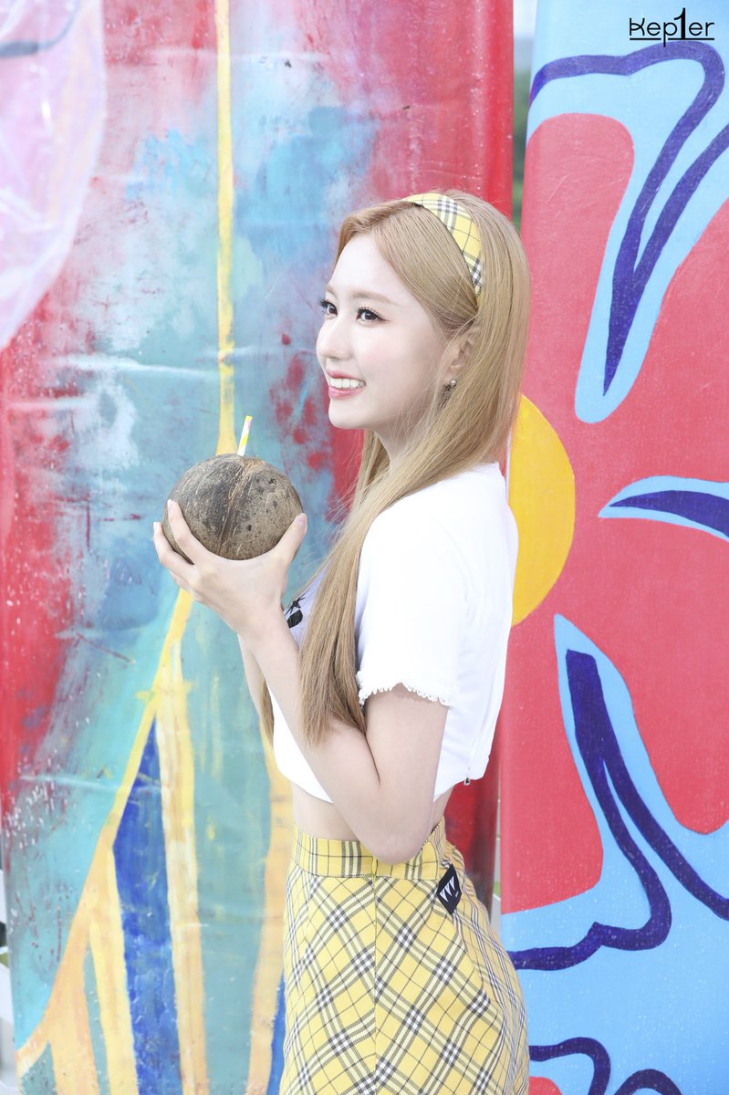 yseopics's tweet photo. the prettiest 

#YESEO #예서 #KEP1ER #케플러 https://t.co/ovKMlnWiMj