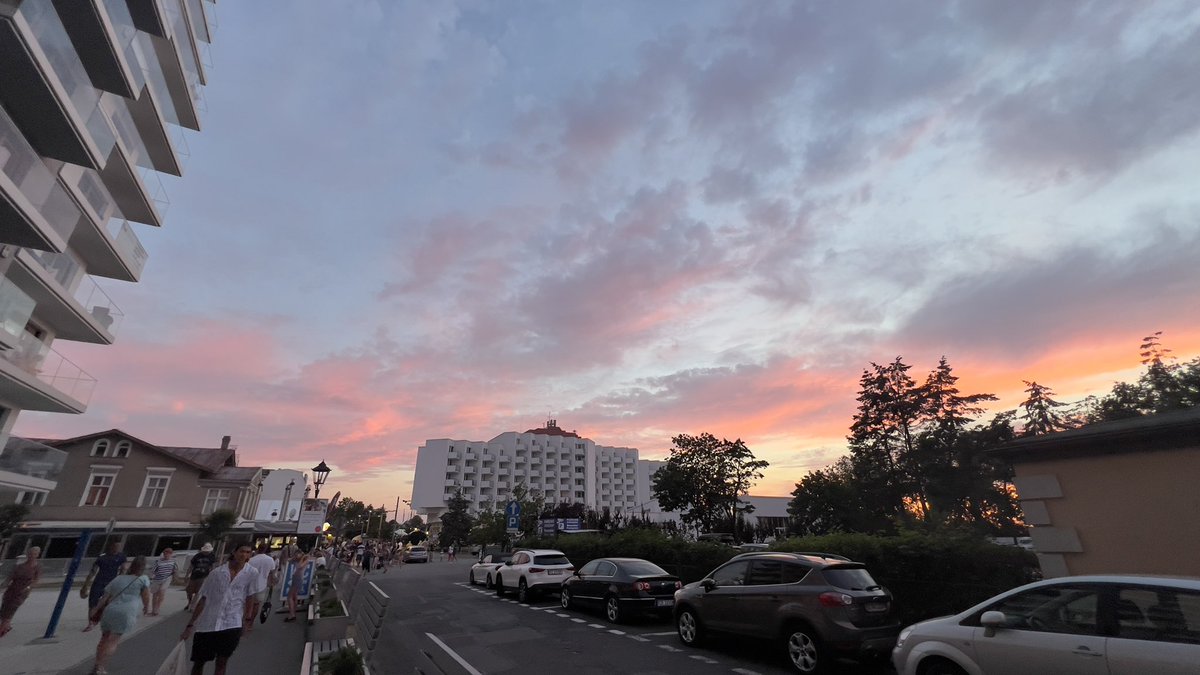 art_ur74's tweet image. #viewsoniccolor #view #summertime