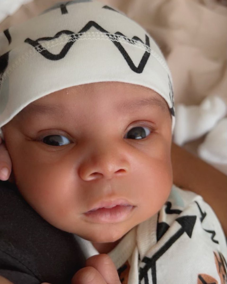 Dundeebih's tweet photo. But whatever b da circumstances, I will take care of my son making sure he has not only wat he wants but also wat he needs while I’m around. Papi loves u son🤞🏾🙏🏾❤️ #twinshyt #fatherandsonmoments #welockedin4l🤞🏾🔐😌 #fatherhoodislit🔥🦾🙏🏾 https://t.co/nPW7UYVIxW