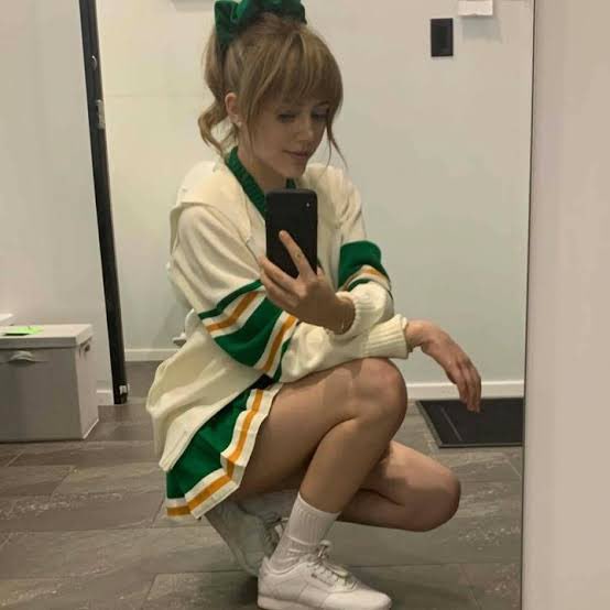 lovingdevinity's tweet photo. 💚📣☀️🌻 to 🪐🖤☕️🦇
         real quick —— https://t.co/MNddDvJbNx