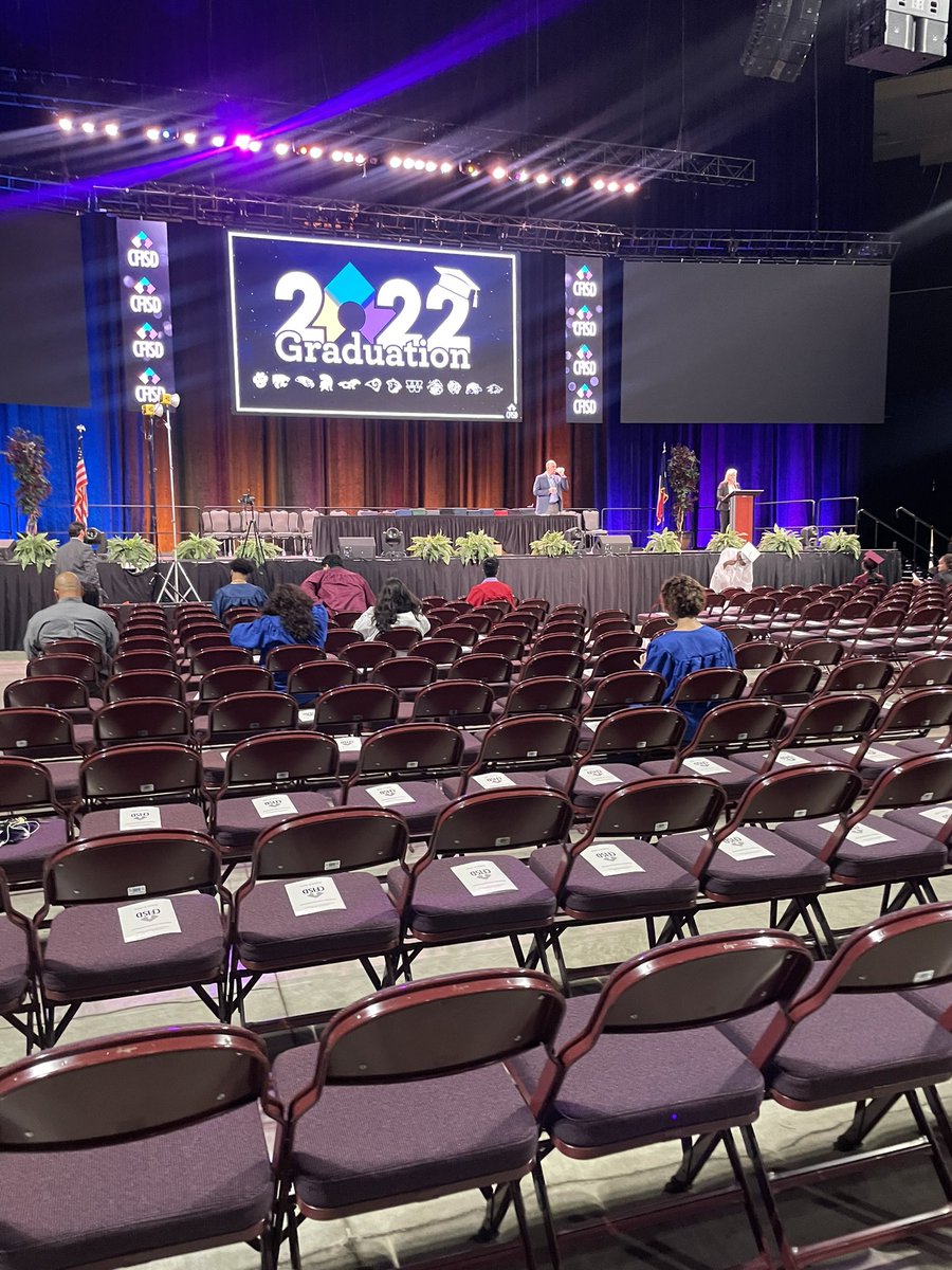 StaceyTristan2's tweet photo. Screaming congratulations to all the grads tonight!!! I’m especially proud of the @CySpringsHS scholars! It was an honor serving as your AP! Go be great and make a difference in this world! #alldayeveryday #panthernation @CyFairISD https://t.co/KzdzhR3bJF
