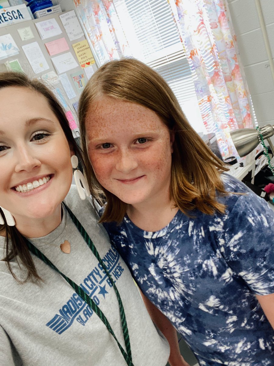 Sara Tolleson tweet media