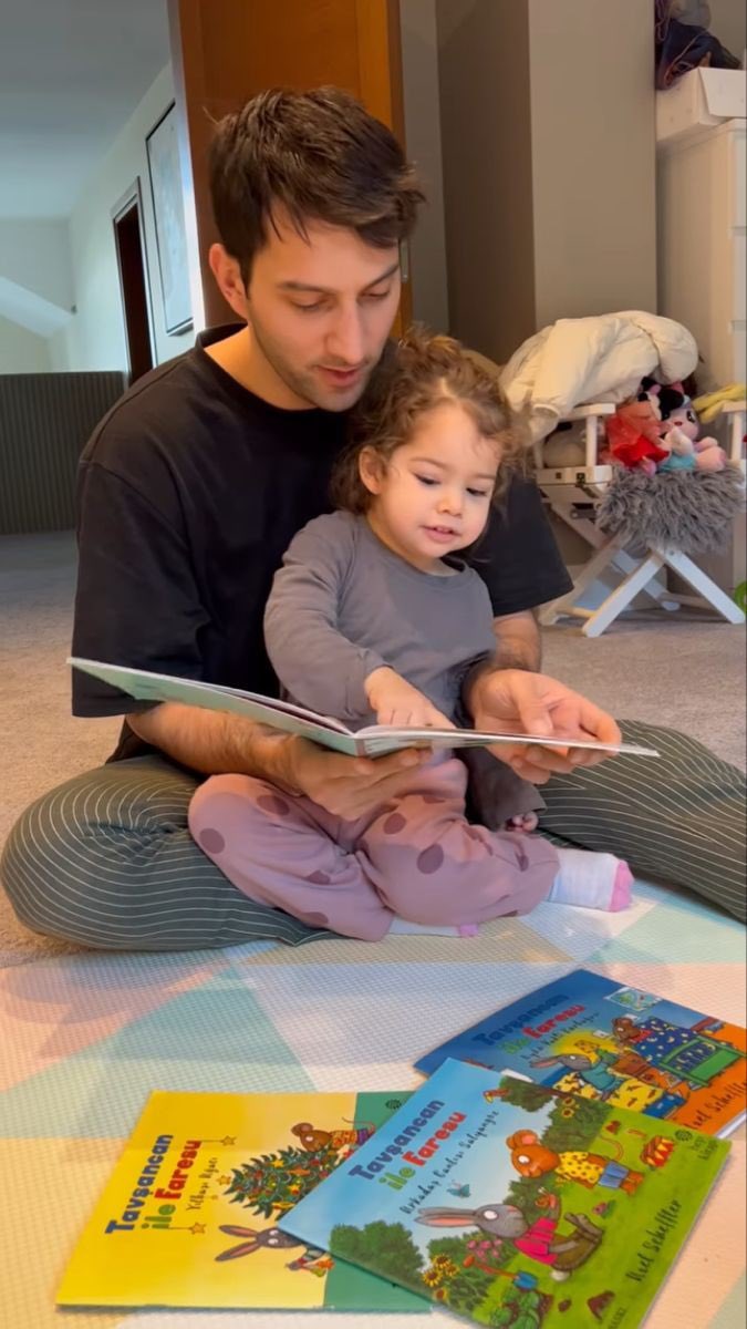 imperiofk's tweet photo. 📮💜 De: 🐠 e mamãe
Para: @ltitzz 

Amamos estar com você, inclusive estamos com bastante saudades. Vamos marcar nossa noite do pijama com historinhas e comidinhas? ❤️ https://t.co/g08p8YAOTP