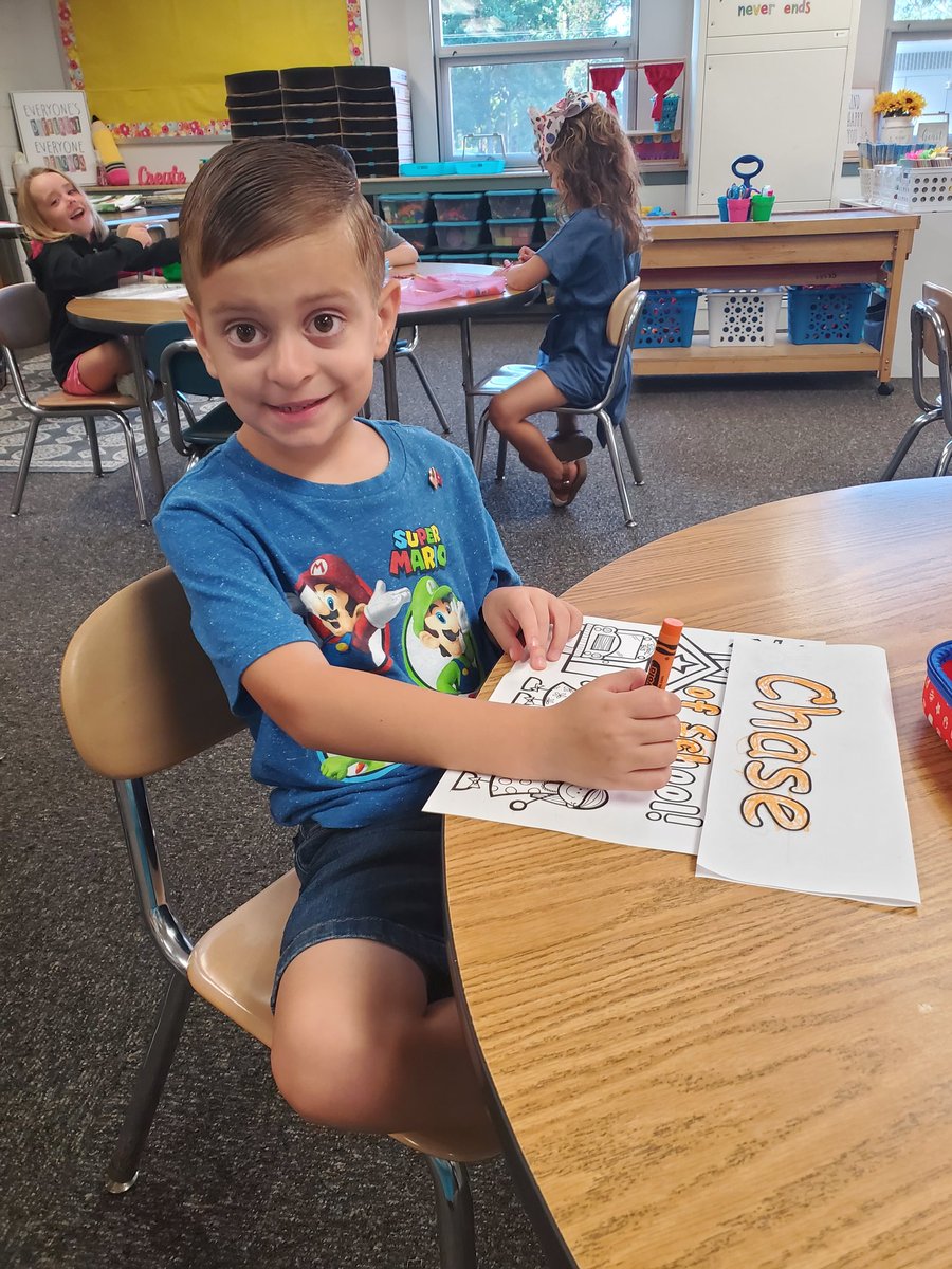 MissDauby's tweet photo. We had a great first day in Kindergarten! It's going to be a fun year!📚🖍 #WeAreMG https://t.co/FOwARsvuBy