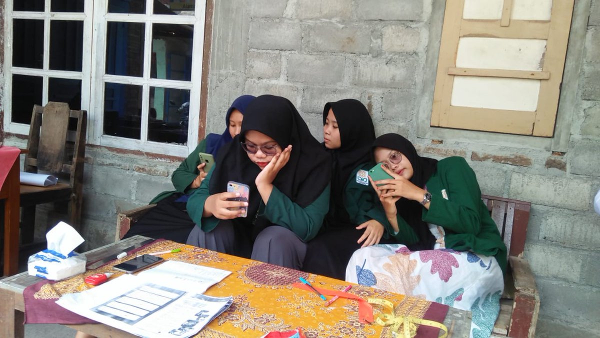 Cein___Yoon's tweet photo. Lagi mikir kapan pulang wqwqqq https://t.co/33ncZbJtmN